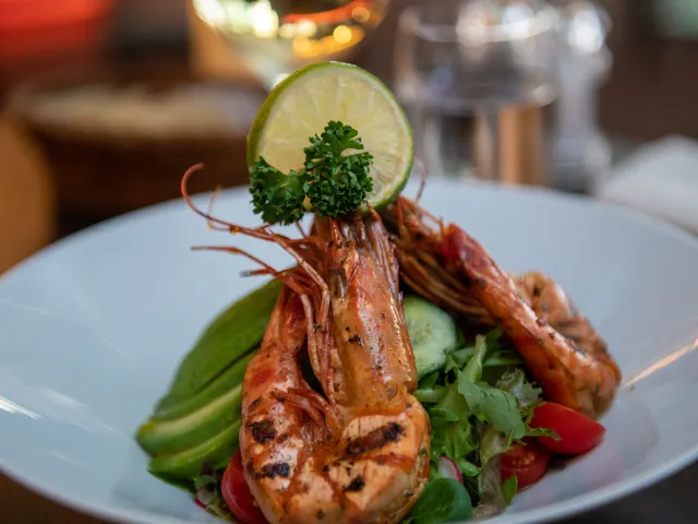 Salade-avocat-gambas