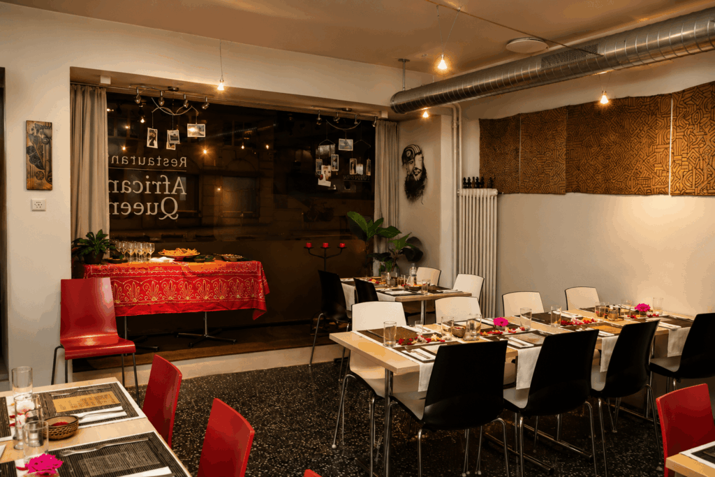 african-queen-ugandan-restaurant-zurich-interior